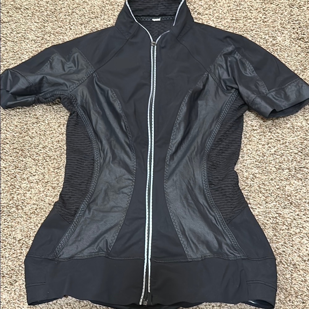 Lululemon Black Short Sleeve cycling jerseywith Zipper